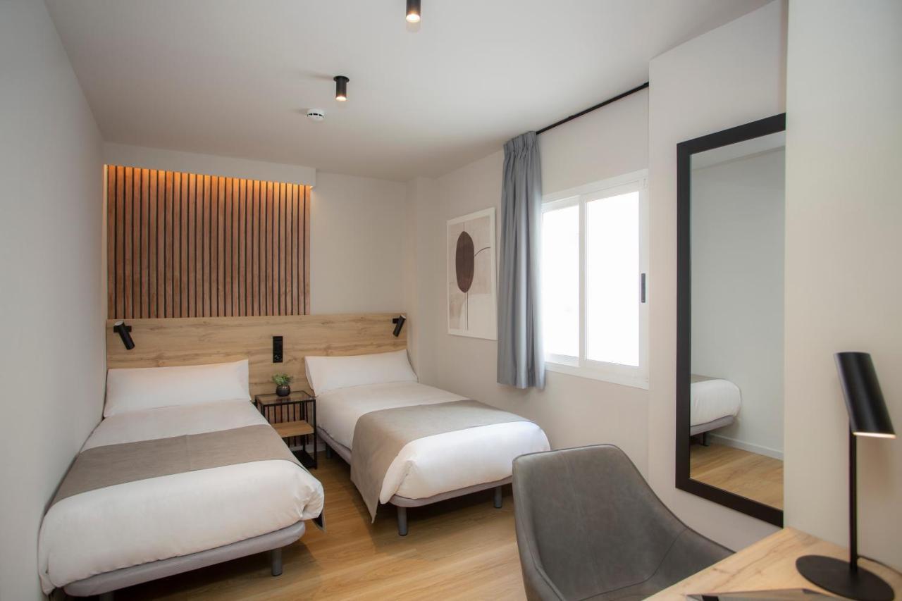 Aila II Hotel Boutique By Singularstays - Digital Access 부르하소트 외부 사진