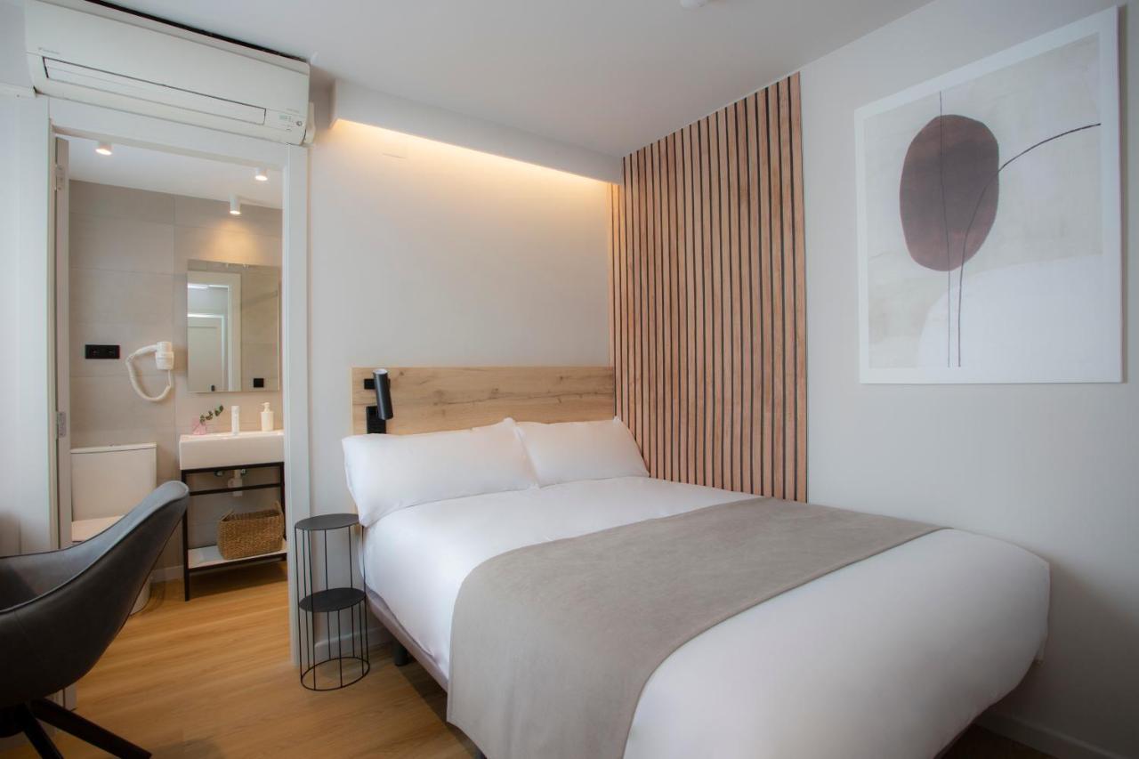 Aila II Hotel Boutique By Singularstays - Digital Access 부르하소트 외부 사진