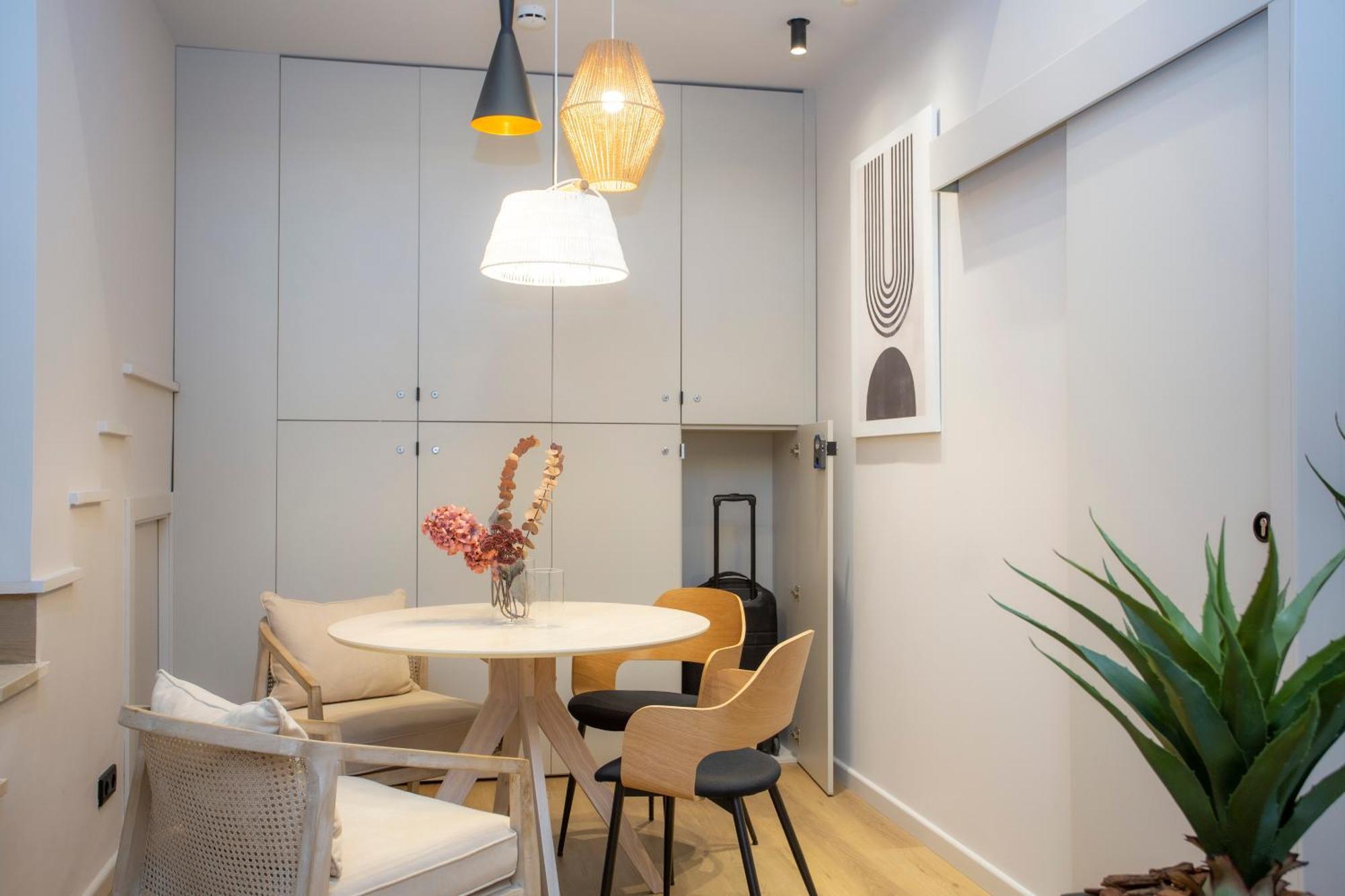 Aila II Hotel Boutique By Singularstays - Digital Access 부르하소트 외부 사진